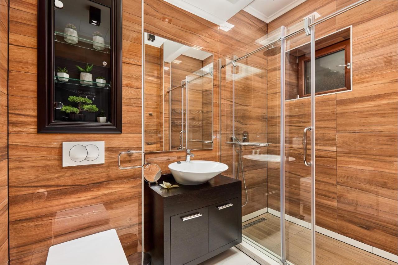 קוטור Apartment Lav In The City Centre מראה חיצוני תמונה